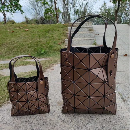 イッセイ ミヤケ ハンドバッグ