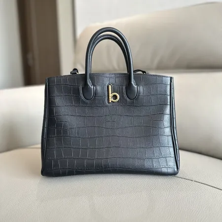 バーバリー ス ハンドバッグ