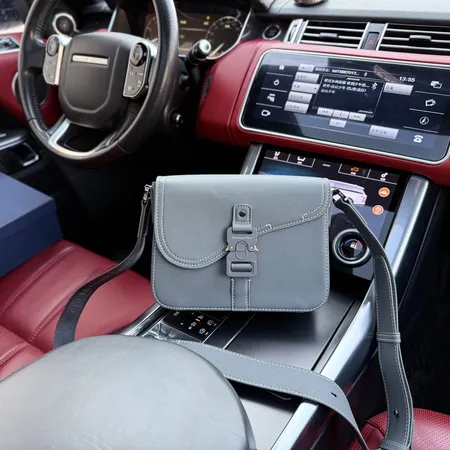 ディオール ショルダーバッグ