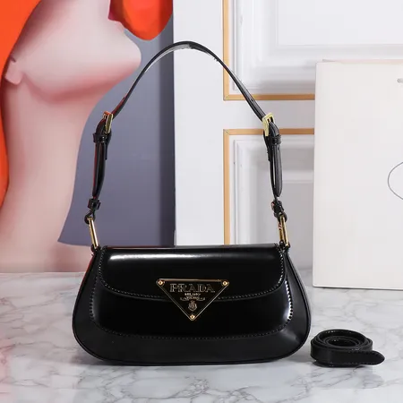 プラダ ショルダーバッグ