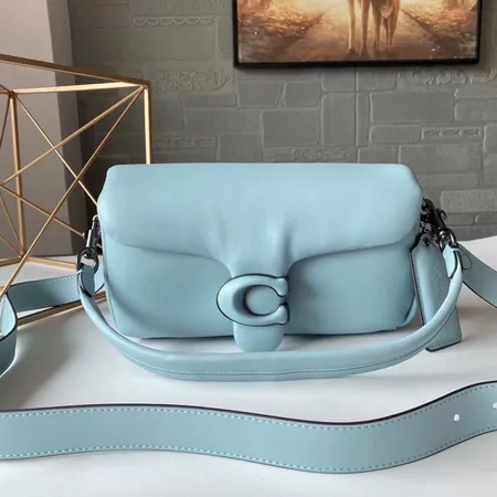 コーチ ショルダーバッグ