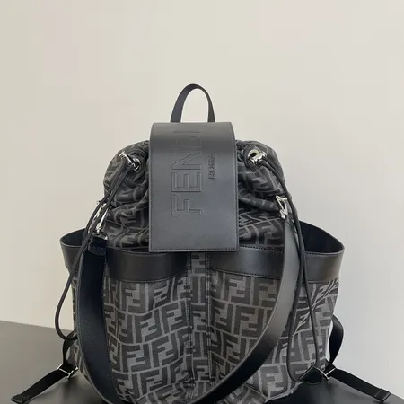 プラダ リュックサック