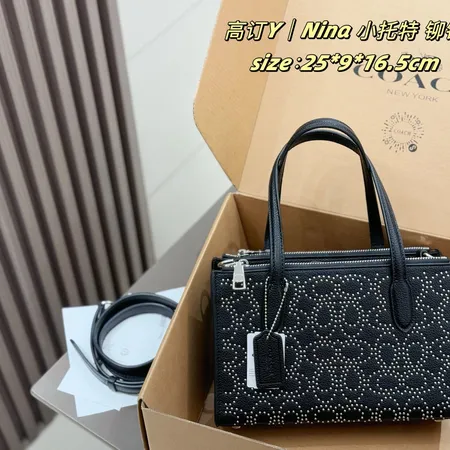 コーチ ハンドバッグ