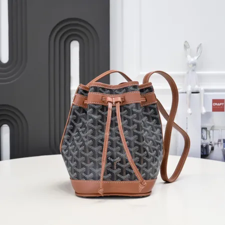 マイケルコース ショルダーバッグ