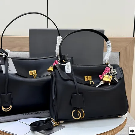 イブサンローラン ショルダーバッグ