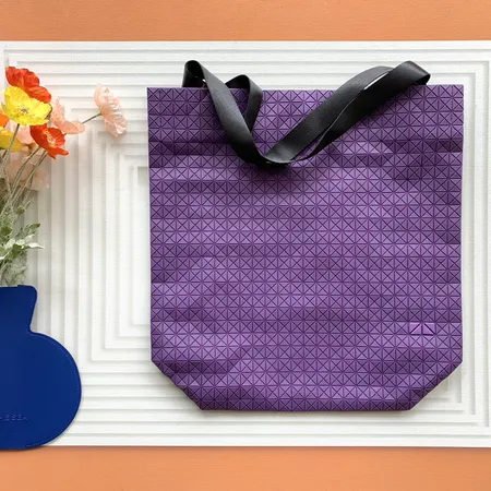 イッセイ ミヤケ ハンドバッグ