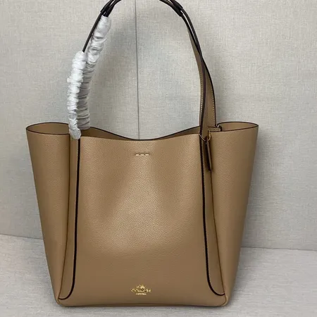 コーチ ハンドバッグ