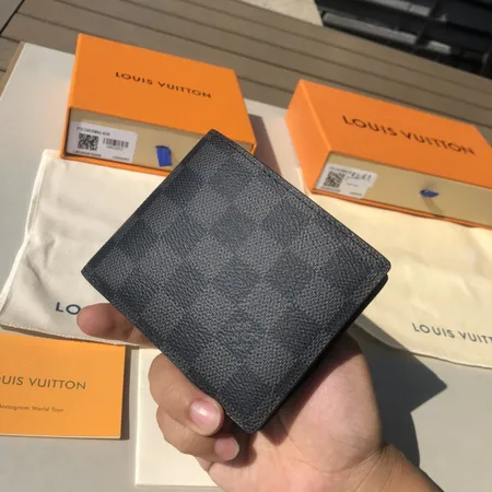 ルイヴィトン 折り財布