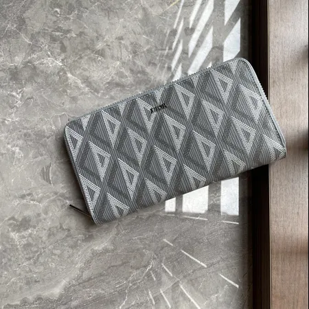 ディオール 長財布