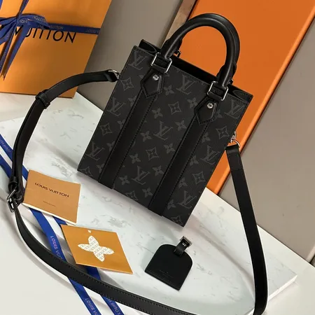 ルイヴィトン キーケース