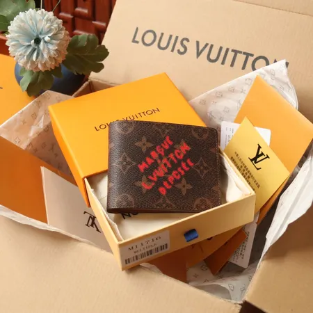 ルイヴィトン 折り財布