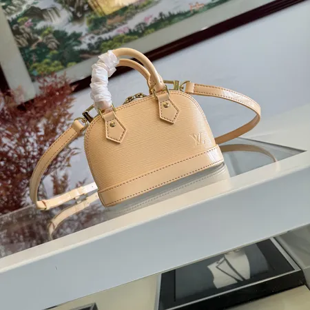 ルイヴィトン キーケース