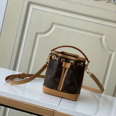 ルイヴィトン キーケース