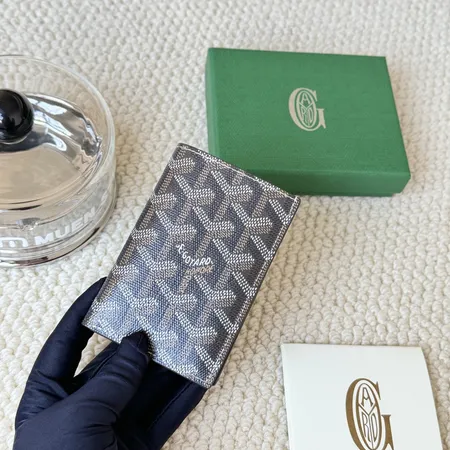 ゴヤール 長財布