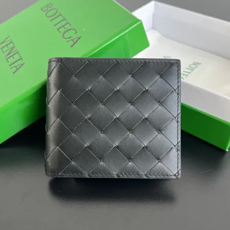 ボッテガ ヴェネタ 折り財布