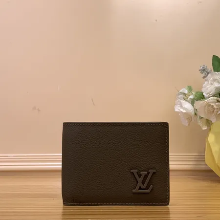ルイヴィトン 名刺入れ
