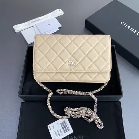 シャネル 名刺入れ