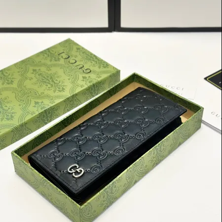 グッチ 折り財布