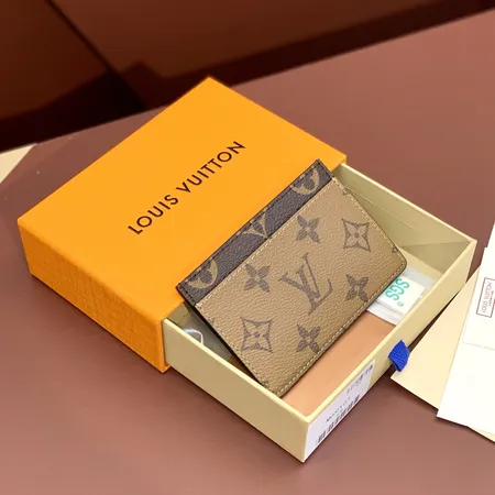 ルイヴィトン 名刺入れ