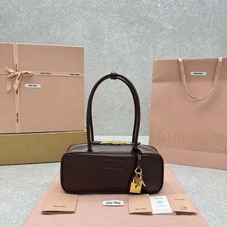 ミュウミュウ キーケース