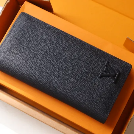 ルイヴィトン 長財布