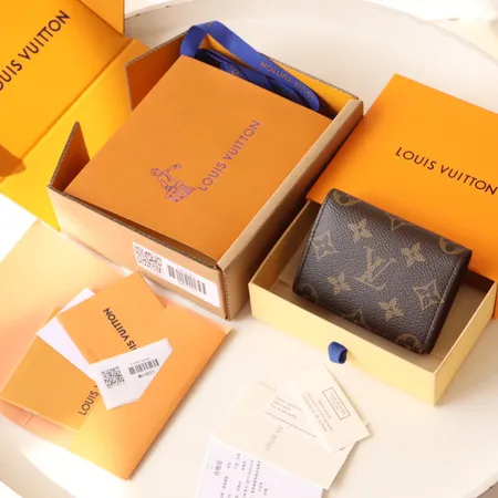 ルイヴィトン 名刺入れ