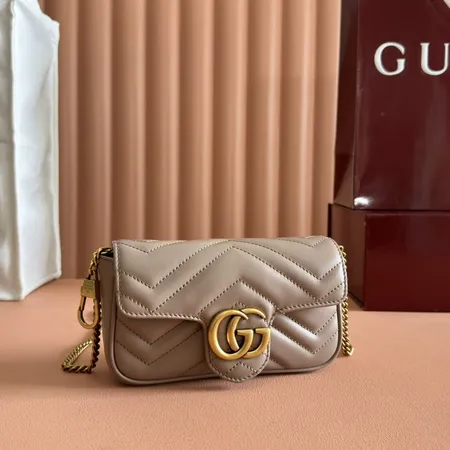 グッチ キーケース