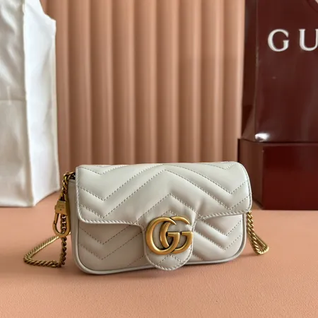 グッチ キーケース