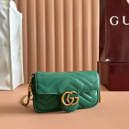 グッチ キーケース