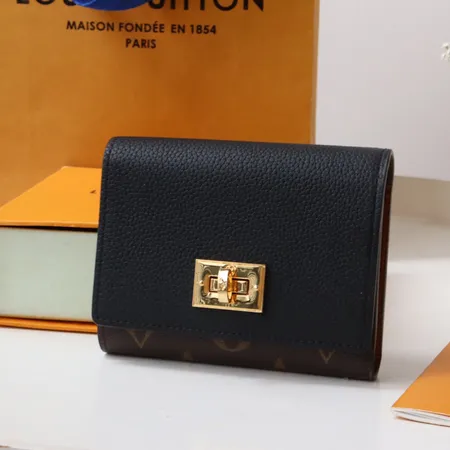 ルイヴィトン 折り財布
