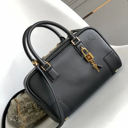 ロエベ キーケース