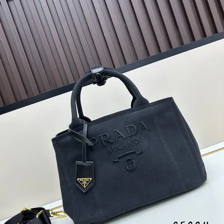 プラダ キーケース