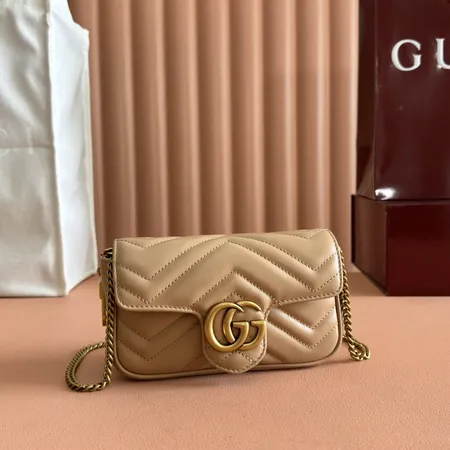 グッチ キーケース