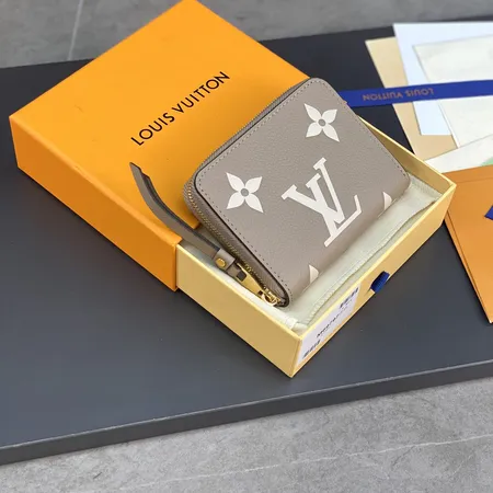 ルイヴィトン 折り財布