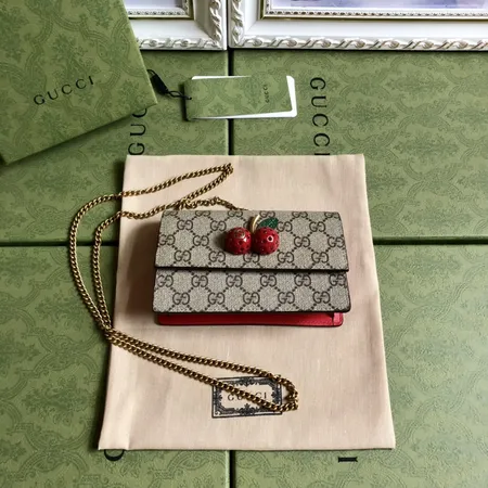 グッチ キーケース