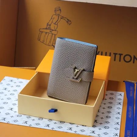 ルイヴィトン 折り財布