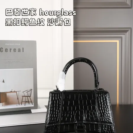 バレンシアガ キーケース