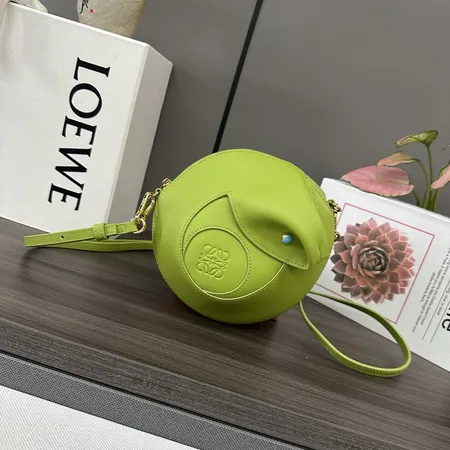 ロエベ キーケース