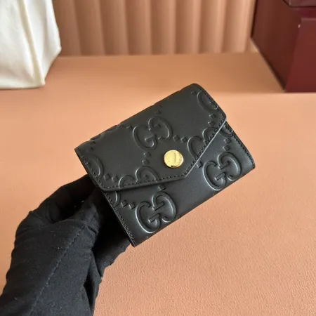 グッチ 折り財布