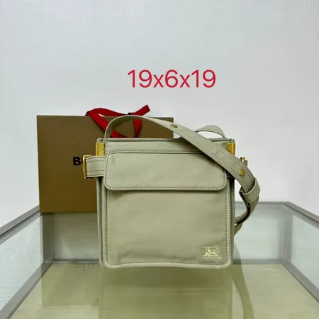 バーバリー ス キーケース