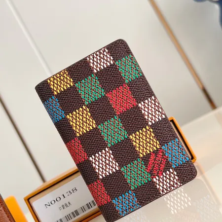 ルイヴィトン 折り財布