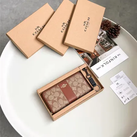 コーチ 長財布