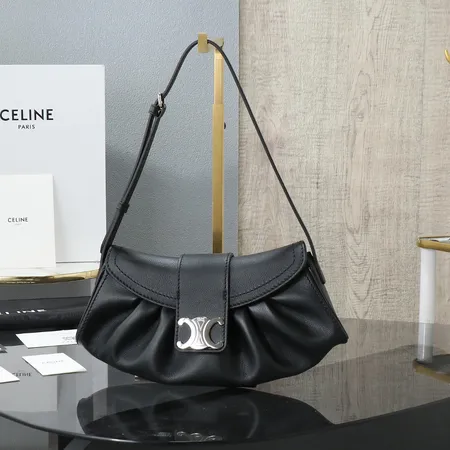 セリーヌ キーケース