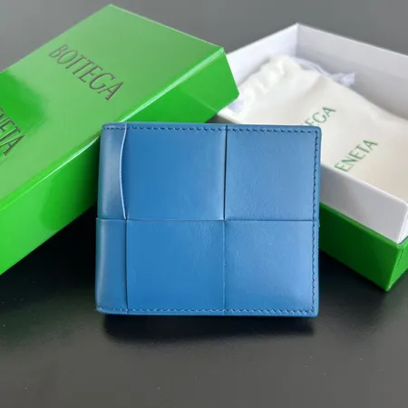 ボッテガ ヴェネタ 折り財布