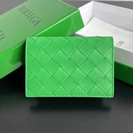 ボッテガ ヴェネタ 名刺入れ