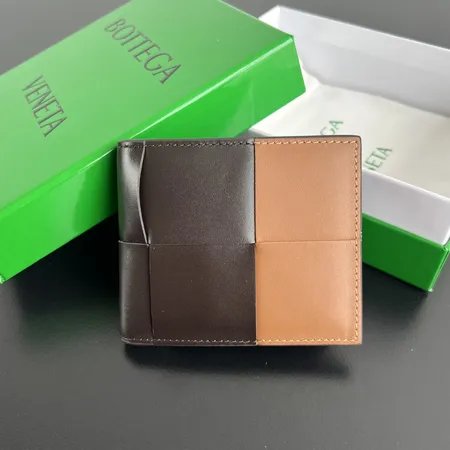 ボッテガ ヴェネタ 折り財布