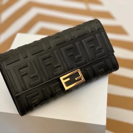 フェンディ キーケース