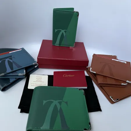 カルティエ 名刺入れ