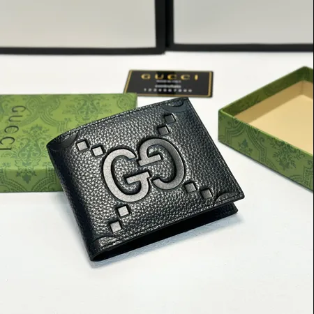 グッチ 折り財布