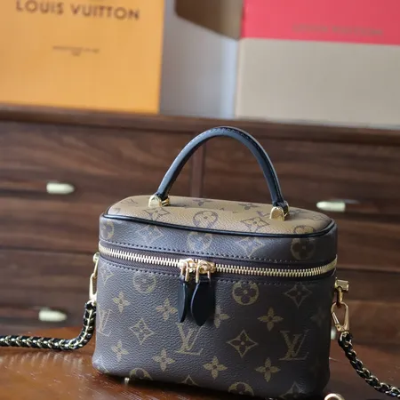 ルイヴィトン キーケース